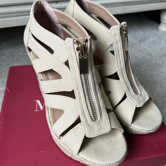 Target Wedges 🤎 - Picture 2 of 5